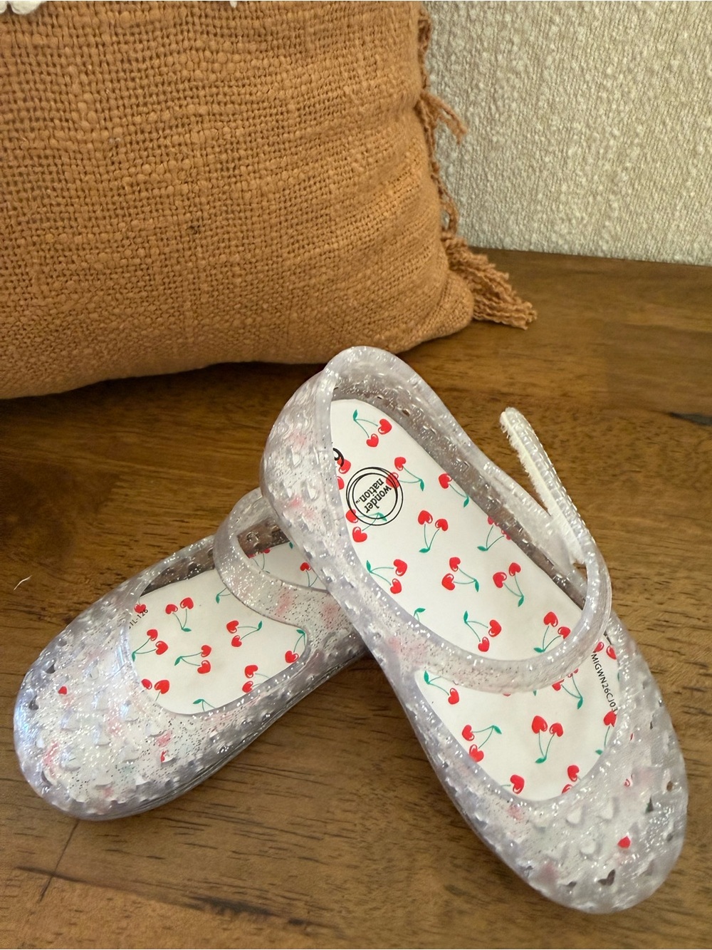 Wonder Nation Toddler Clear Glitter Jelly Mary Jane Cherry Shoes Size 6